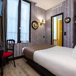 Sacha 4* Париж