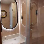 Sacha Hotel 4*