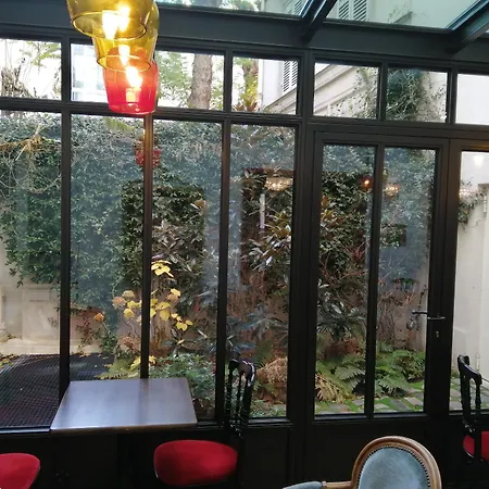 Hotel Sacha