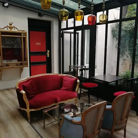 Sacha 4* Paris