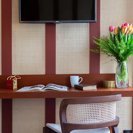 Sacha Hotel 4*