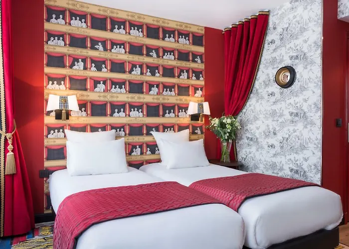 Sacha 4* Paris