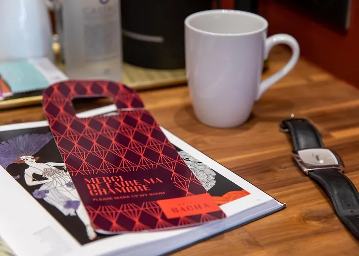 ホテル サシャ パリ