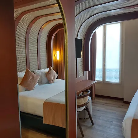 Hotel Sacha 4*